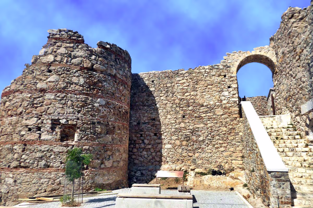 Medieval Castle in Chora, photo 16