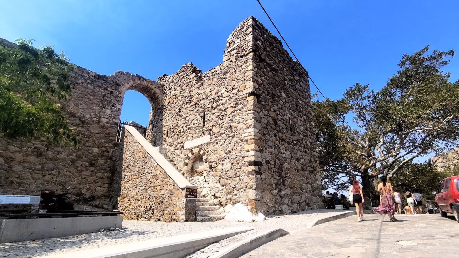 Medieval Castle in Chora, photo 17