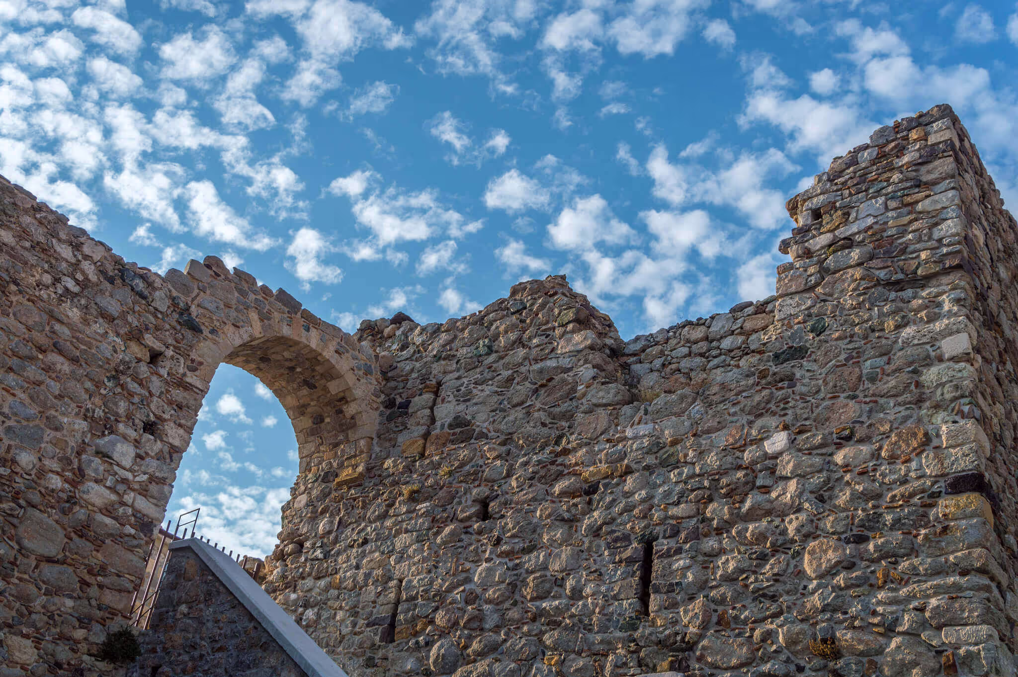 Medieval Castle in Chora, photo 9